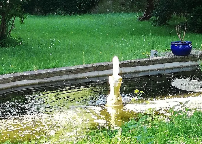 Schloss Ruhethal Mugeln